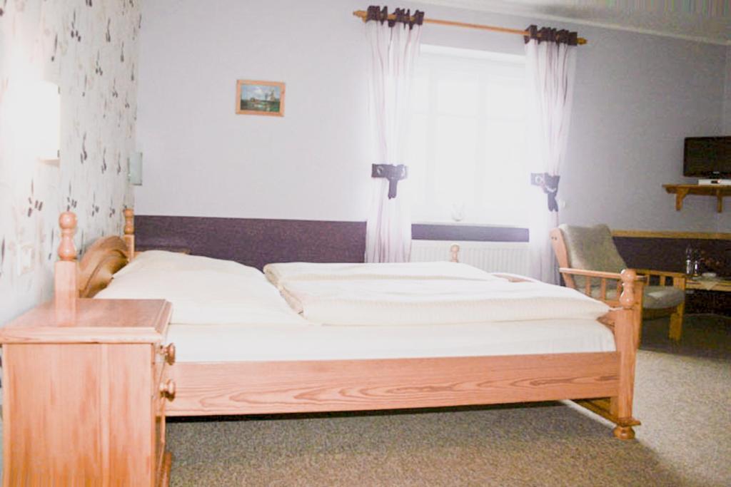 Landgasthof Fegetasch Neukirchen  Phòng bức ảnh